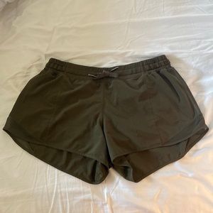 Hotty Hot Shorts LR 4 inch
